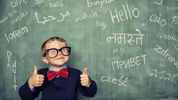 Две трети детей улучшили знание второго языка после внедрения многоязычного образования, утверждает Минобразования