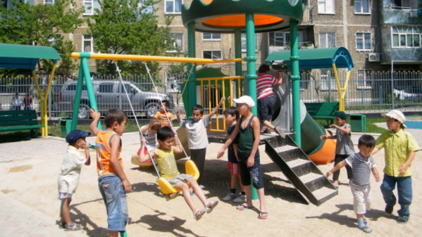 В Кыргызстане поощряют открытие частных детских садов