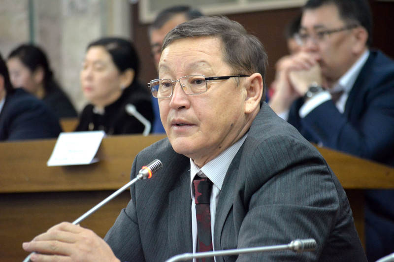 Бишкекский горсуд оставил депутата О.Артыкбаева под стражей в СИЗО ГКНБ до конца срока следствия — Tazabek