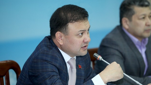 В ЖК интересуются, банкрот ли авиакомпания «Эйр Кыргызстан» — Tazabek