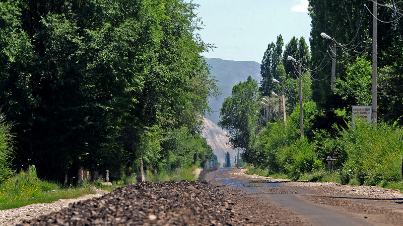 Проект на $100 млн: Кыргызстан подал заявку на финансирование
реконструкции автодороги Арал—Суусамыр, связывающей дороги Север— Юг и
Бишкек—Ош — Tazabek