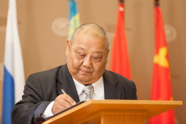 Белгилүү кыргыз географы Саламат Аламановдун 70 жылдык мааракеси