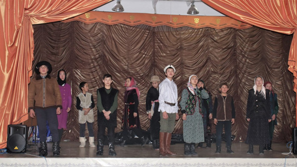 Бишкектин мыкты актёр-окуучулары аныкталды (сүрөт)