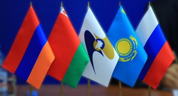 Таможенные службы ЕАЭС собрались на Иссык-Куле для обсуждения контроля при выпуске товаров — Tazabek