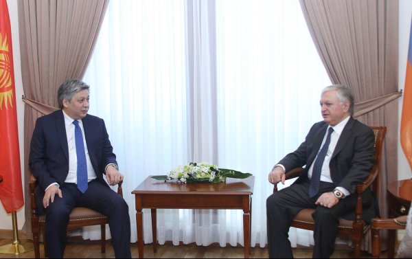 МИД: В отношениях между Кыргызстаном и Арменией основным вопросом является нереализованный потенциал экономической дипломатии — Tazabek