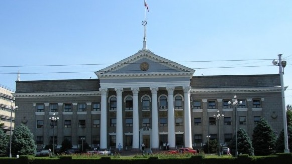 Бюджет Октябрьского района Бишкека недобрал 81,3 млн сомов — Tazabek