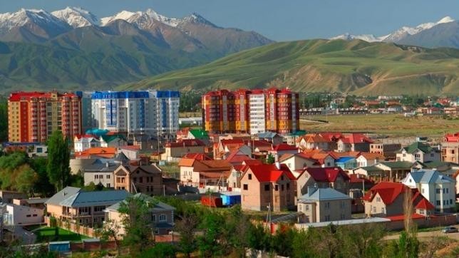 Рынок жилья: Сколько стоят в начале осени квартиры в Бишкеке? (цены в долларах и сомах) — Tazabek