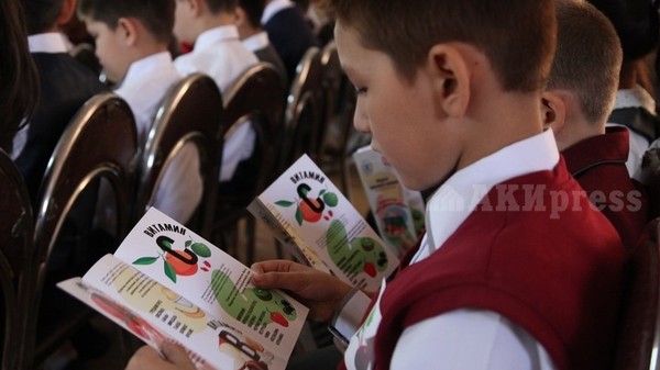 Младшеклассников гимназии №64 неделю будут кормить блюдами разных стран мира: России, Бразилии, Японии, Италии и Таджикистана