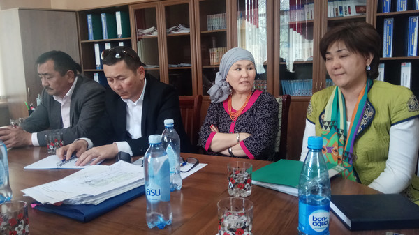 Наказать директора бишкекской школы №6 А.Шимову «за конфликт в школе» рекомендуют две комиссии
