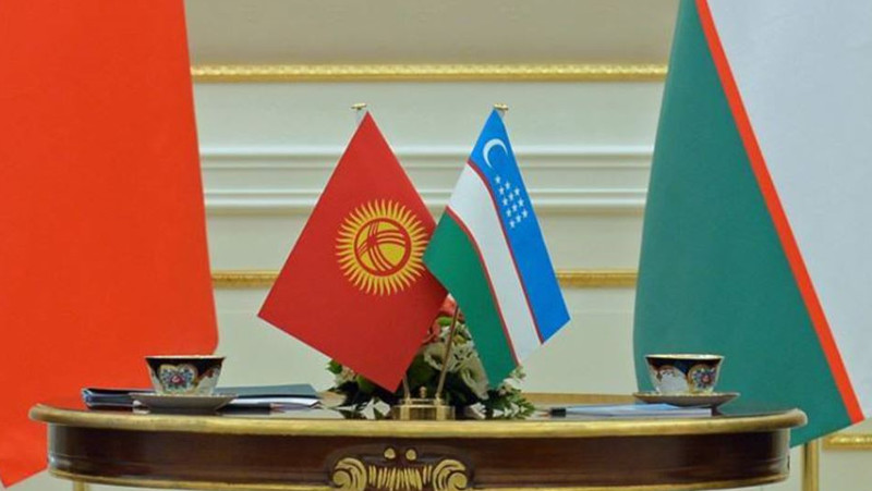 Узбекистан торгует с Кыргызстаном в 15 раз меньше, чем с Россией и в 7 раз меньше, чем с Казахстаном — Tazabek