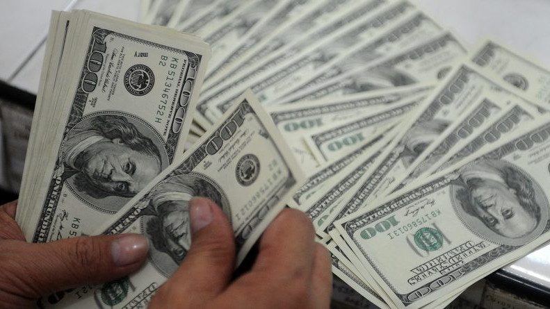 За 5 месяцев денежные переводы из России в Кыргызстан составили $954,4 млн — Tazabek