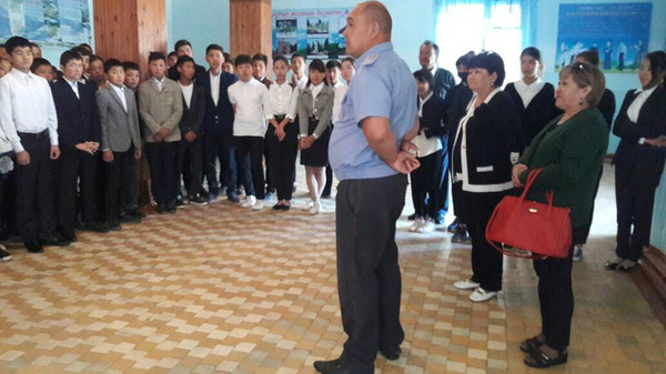 В Жайылском районе инспекторы ИДН рассказали школьникам об ответственности за совершение преступлений (фото)
