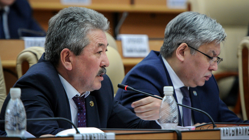 Объем госдолга ежегодно растет, - министр А.Касымалиев — Tazabek
