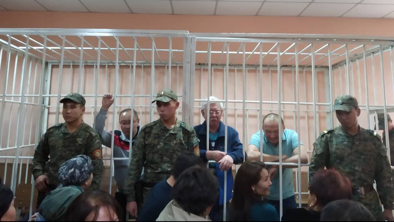 «Авария на ТЭЦ Бишкека»: Гособвинение приступило к оглашению обвинительного заключения подсудимым — Tazabek