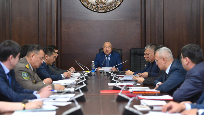 В правительстве провели рабочее совещание по улучшению инвестиционной привлекательности страны — Tazabek