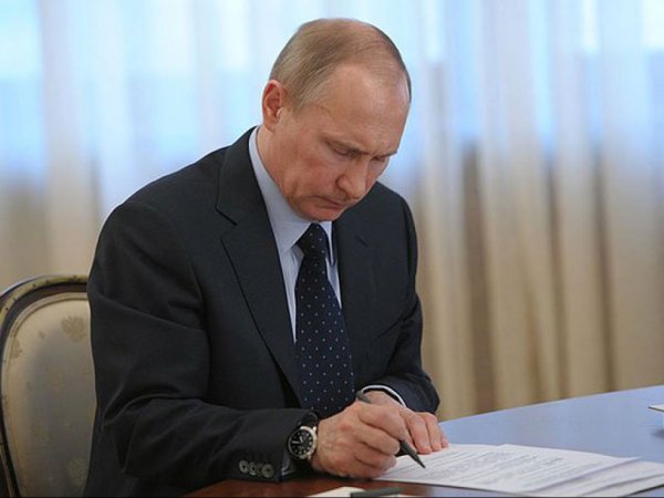 Президент РФ В.Путин подписал закон о ратификации соглашения о поставках нефти и нефтепродуктов в Кыргызстан — Tazabek