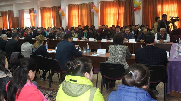 В ЖаГУ обсудили итоги и уроки революций в Кыргызстане