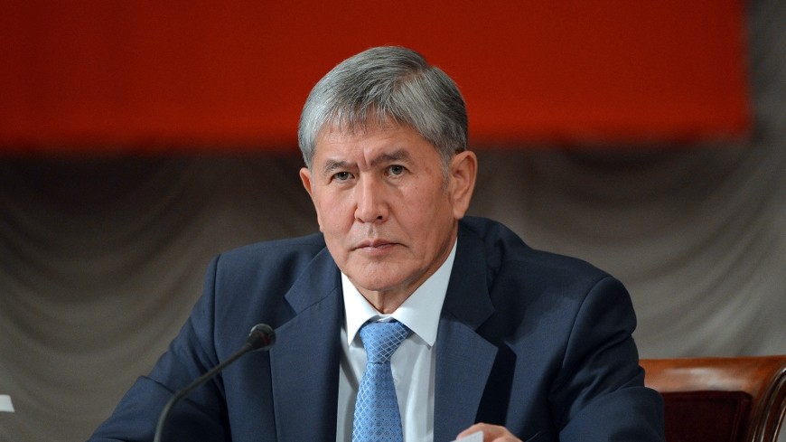Атамбаев: В селах Кыргызстана люди стали вставать в очередь, чтобы стать учителем