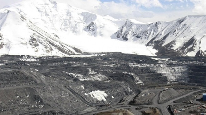 Глава Госагентства охраны окружающей среды: Мы слышим, что ледник Сары-Тор также сдвинулся на несколько метров — Tazabek
