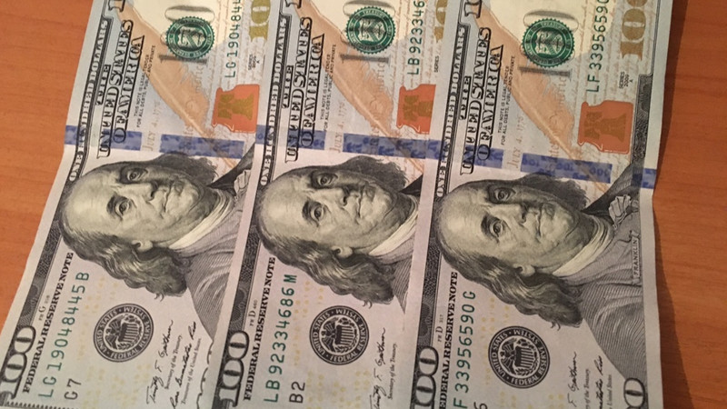 «Курс валют»: Доллар с начала недели вырос на 55 тыйынов и стоит 68,75 сома — Tazabek