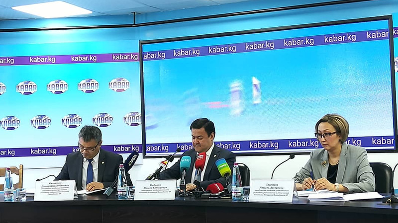 Глава отдела Аппарата президента Д.Иманалиев рассказал, какие бизнес-вопросы будут решаться во время  кыргызско-российской конференции — Tazabek