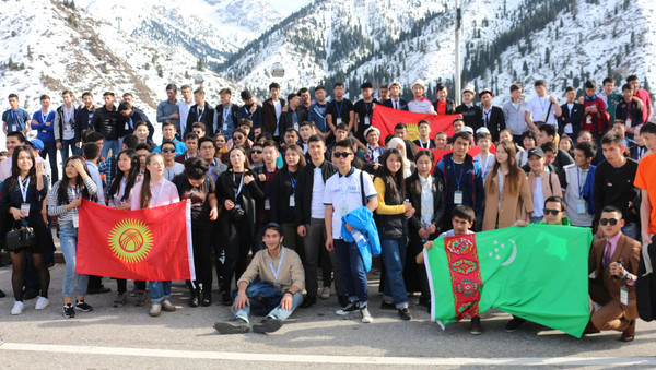 90 юных кыргызстанцев выступили на международном конкурсе компьютерных проектов Infomatrix-Asia-2019 (фамилии)