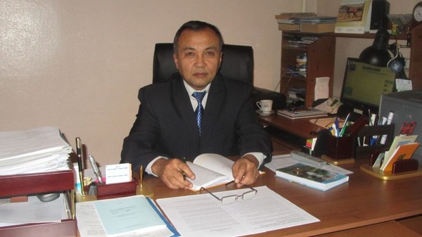 Кыргыз окумуштуусу эл аралык сынакта күмүш медалга татыды