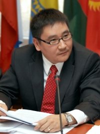 Экс-глава Кыргызпатента Улан Мелисбек, в отношении которого заведено уголовное дело, задолжал 11,9 млн сомов, - Счетная палата — Tazabek