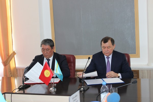 С начала года внешнеторговый оборот с Казахстаном составил $8,2 млн, - полпред Б.Кудайбергенов — Tazabek