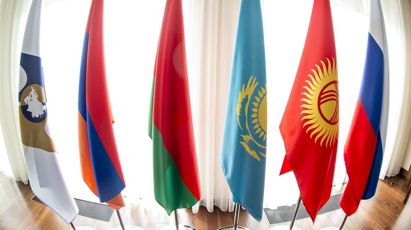 В 2016 году 11,3% объема доходов республиканского бюджета Кыргызстана составили поступления от ввозных таможенных пошлин ЕАЭС — Tazabek
