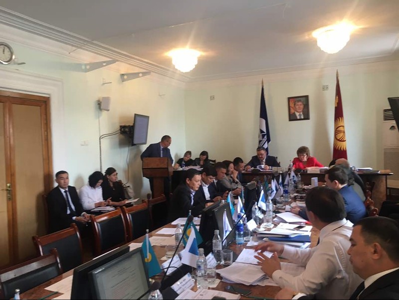 Депутат Бишкекского горкенеша попросил поручить прокуратуре Бишкека дать правовую оценку действиям Горфинуправления — Tazabek