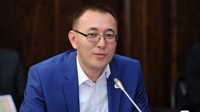 Депутат предлагает снизить проценты в банках, кандидат на пост главы НБКР считает, что это может привести к проблемам — Tazabek