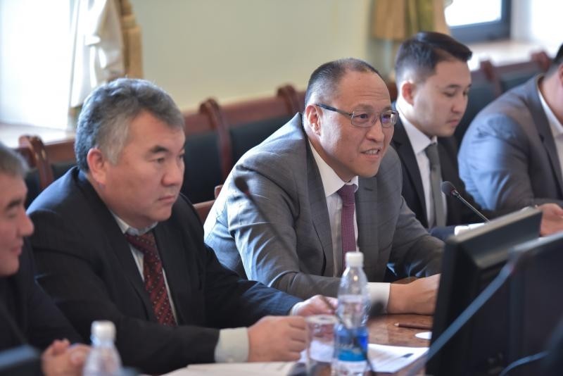 Первый вице-мэр Бишкека Р.Макенов объяснил, почему бюджет города на 2018 год сократится — Tazabek