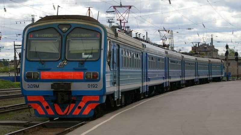 Министр транспорта Ж.Калилов предложил запустить электрички для перевозок пассажиров из пригорода в столицу — Tazabek