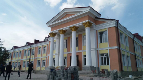 Фото – Капитальный ремонт школы №25 в Бишкеке планируют завершить летом