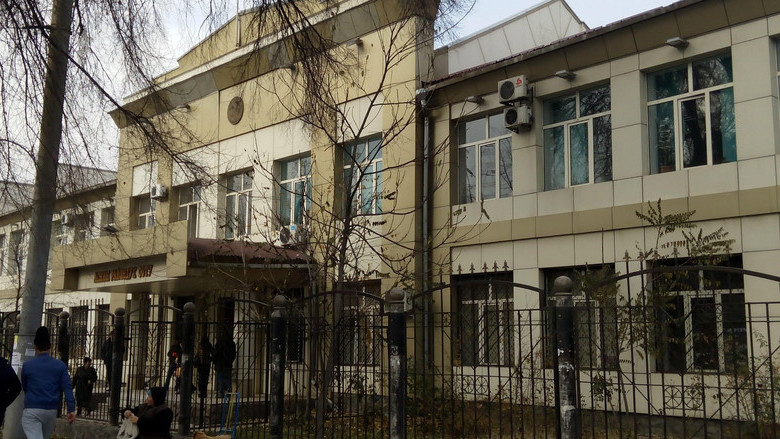 Дело по швейной фабрике ВЛКСМ: Юрист «Института Медиа Полиси» заявил об отсутствии правовой нормы для удаления информации с сайта — Tazabek