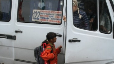 В Кыргызстане 1 сентября проезд в общественном транспорте для школьников будет бесплатным