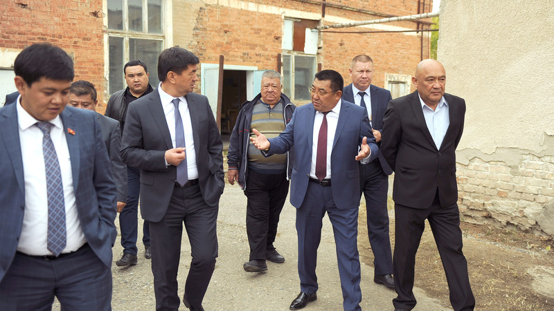 В следующем году в Нарынской области будет запущен новый молокоперерабатывающий завод — Tazabek