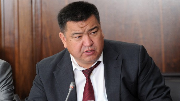 Министр сельского хозяйства Н.Мурашев ответил на критику депутата о запрете вывоза картофеля из Кыргызстана в Узбекистан — Tazabek