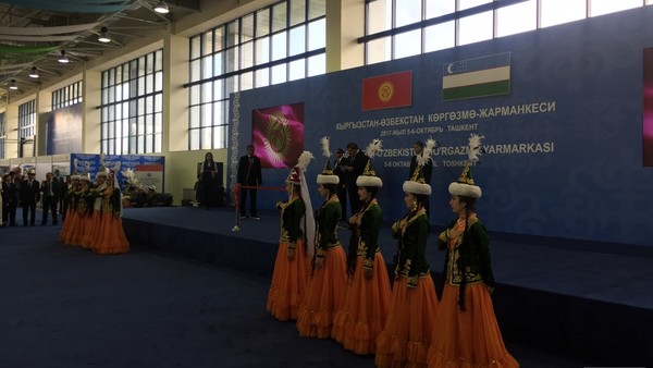 Кыргызстандын 6 университети Ташкент шаарында өткөн көргөзмө-жарманкеге катышты