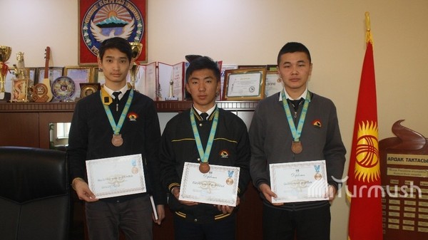 Кызыл-Кыянын окуучулары Алматадагы олимпиадада 3-орунду ээлешти