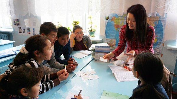 Волонтер из Японии: Я прививала ученикам из Кемина japan style — быть пунктуальным и усердным