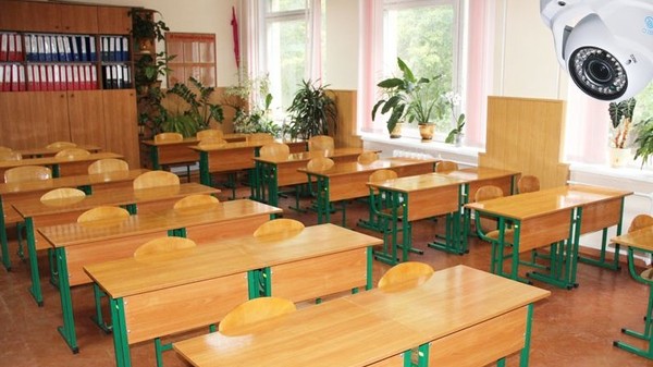 В 11 школах Нарынской области установили видеонаблюдение