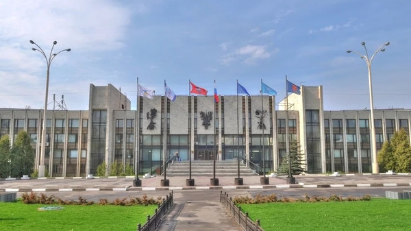 Для граждан Кыргызстана до 27 мая продлены сроки приема документов в бакалавриат МГИМО