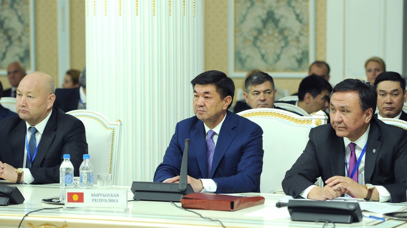 Фото — Главы правительств стран СНГ обменялись мнениями по вопросам экономического
 взаимодействия — Tazabek
