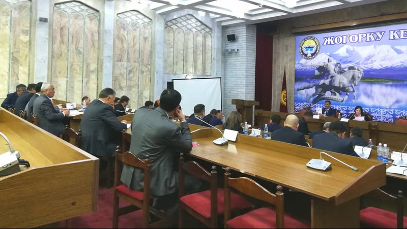 Депутат — ГКНБ: По какой сумме доказано, что они расхищены из $386 млн кредита на модернизацию ТЭЦ Бишкека? — Tazabek
