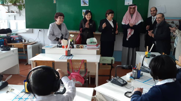 Катарцы подарили 50 ученикам специнтерната №21 слуховые аппараты