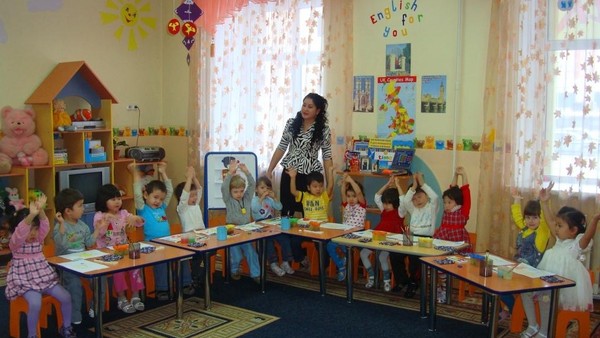 В детсадах Бишкека текучесть кадров, детей не закаливают, а молодые педагоги не занимаются самообразованием, - из отчета о проблемах ДОО