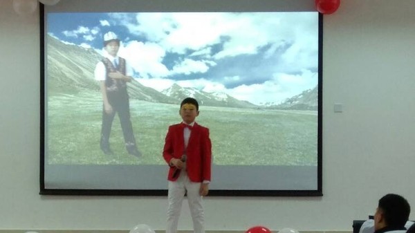 С участием супруги посла Китая в гимназии №95 отметили День кыргызской национальной литературы