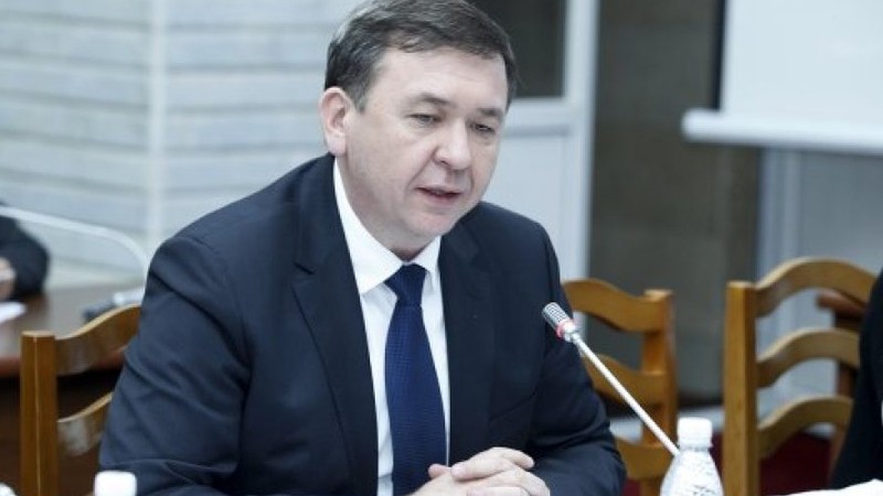 Депутат о возврате НДС: Пока всех членов комиссии не задобришь, решения не получишь — Tazabek